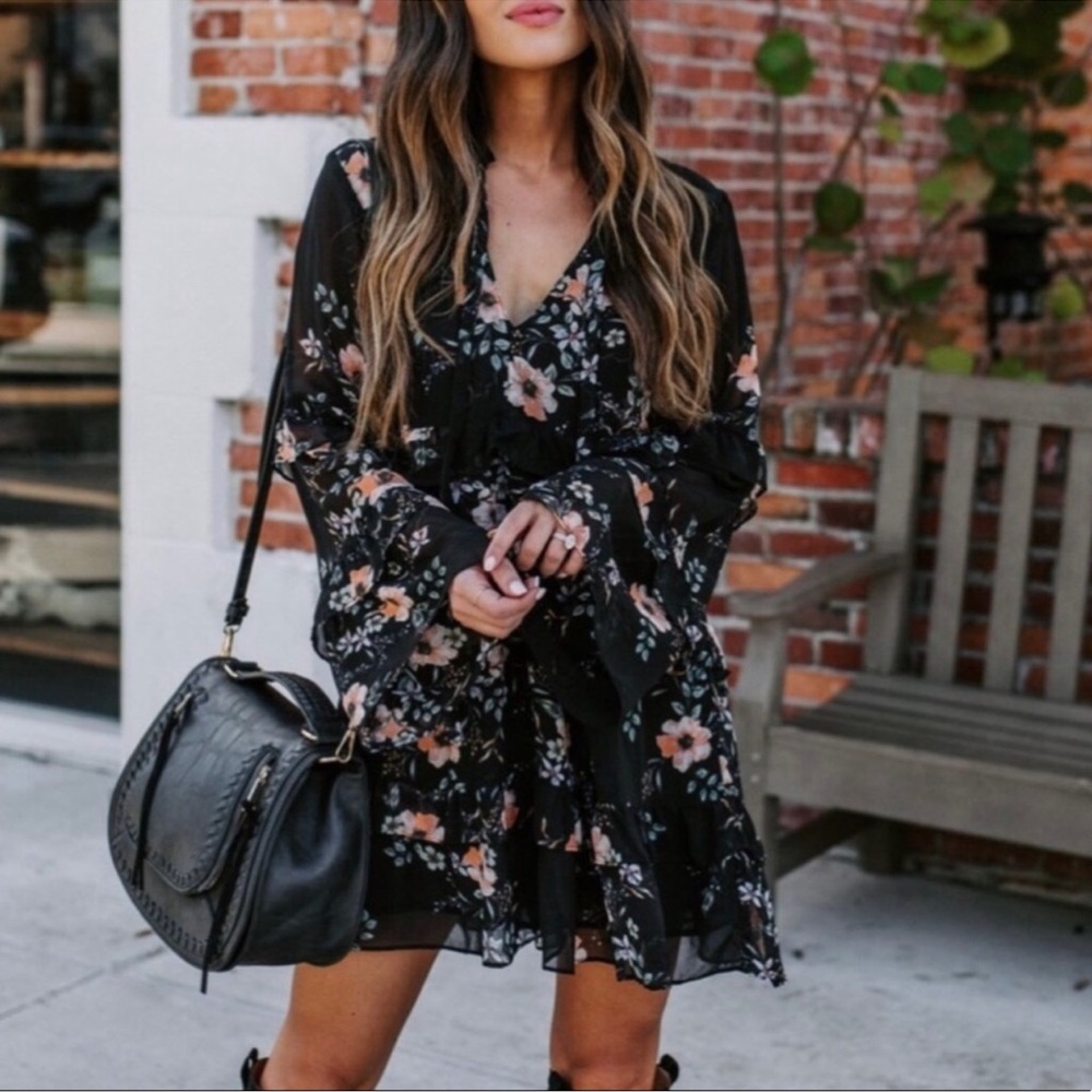 VICI black floral print dress long sleeve